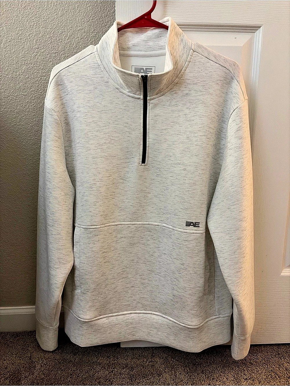 AE Quarter-Zip Pullover in Gray Size Medium Like New
